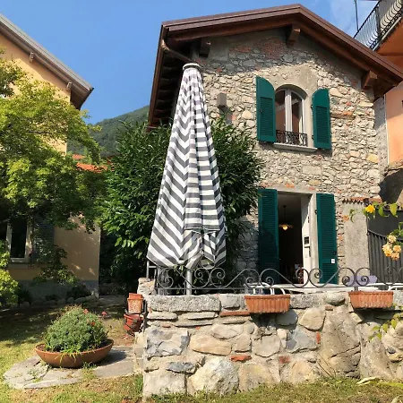 Dom wakacyjny Lovely Stonehouse With Panorama Lake View