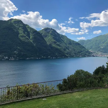 Lovely Stonehouse With Panorama Lake View
